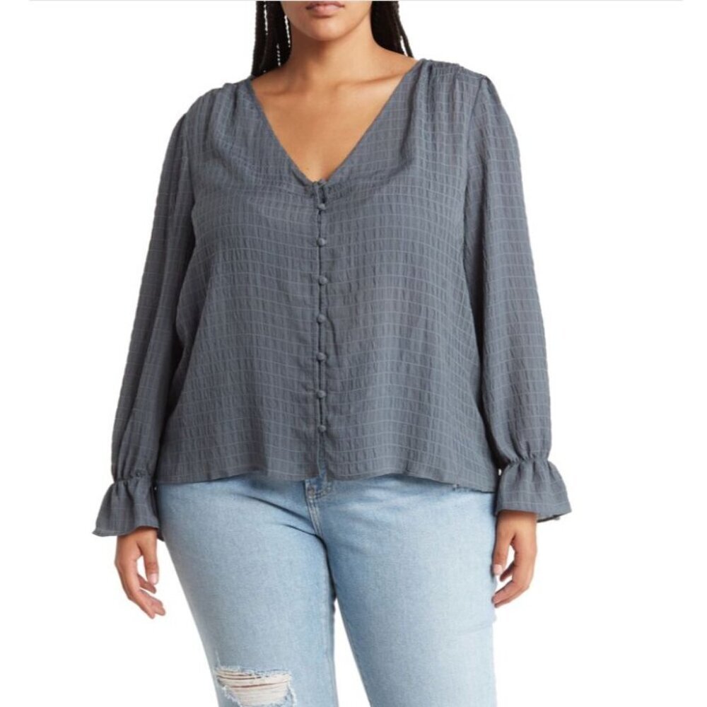 V-Neck Textured Button Blouse 1X Gray/Green Long Sleeve Boho Chic Crinkle Top
